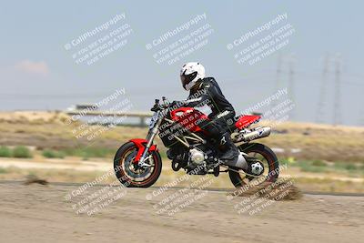 media/Sep-01-2025-Lets Ride (Mon) [[4370d11284]]/B Group/1220pm (Wheelie Bump)/